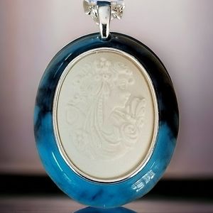 Designer Amedeo NYC Cameo Turquoise Resin Pendant Necklace